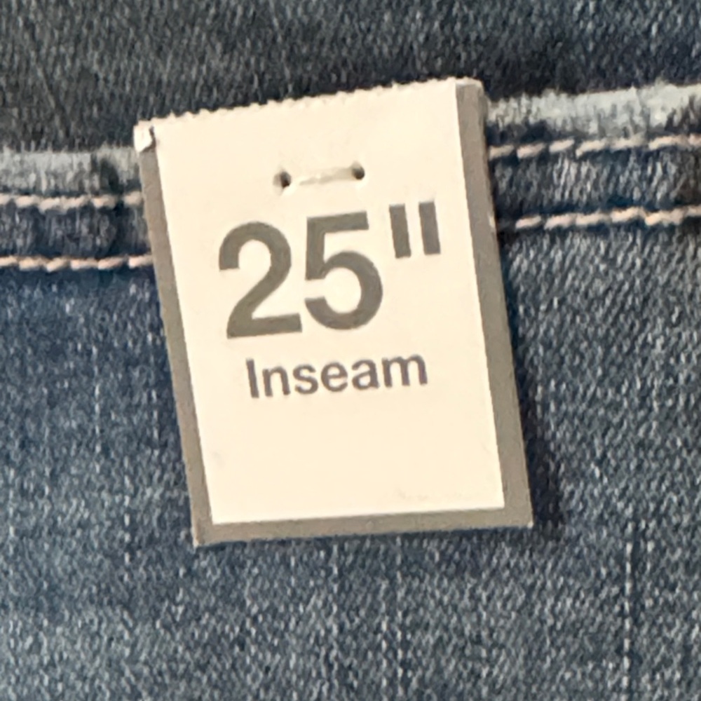 Time and Tru Women's Dark Wash Ankle Jeans - Picture 4 of 6